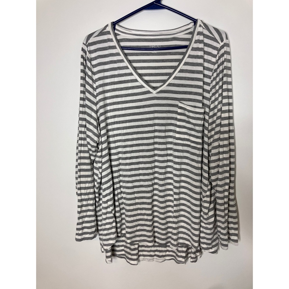 Daily Thread V-Neck Top Women 1X Grey Excellent Striped Pocket Long Sleeve